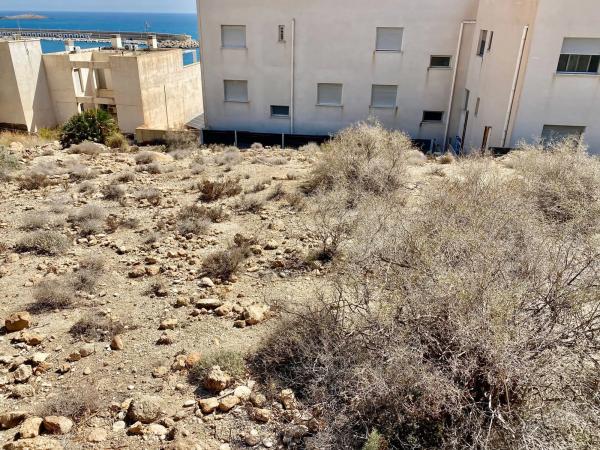 Terreno en avenida Faro Mesa Roldán, 648