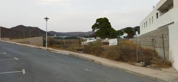 Terreno en calle Arbolete, 8