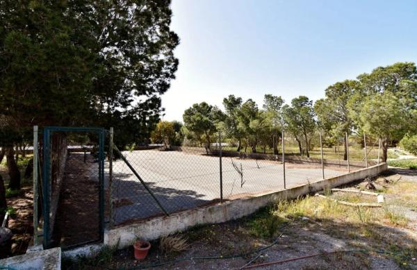 Terreno en calle Fuensanta s/n