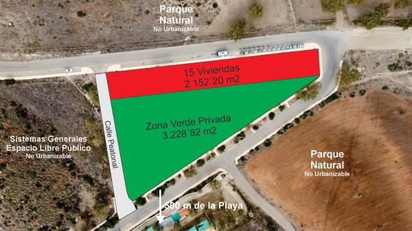 Terreno en calle Cala Higuera, 157