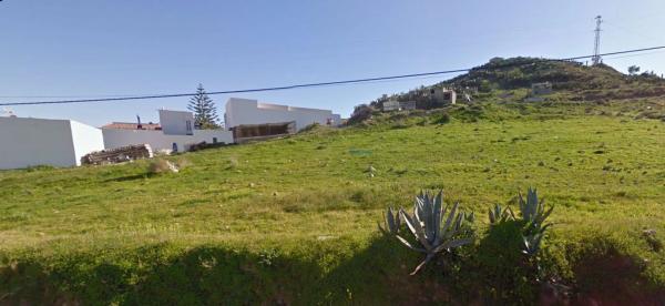 Terreno en calle de la Fuente s/n