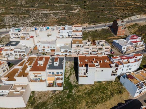 Terreno en calle Luis Gordillo, 8