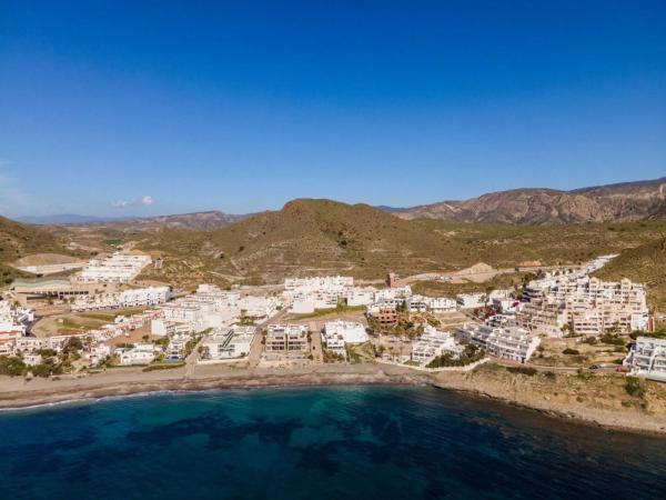 Terreno en calle Luis Gordillo, 8