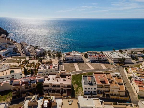 Terreno en calle Luis Gordillo, 8