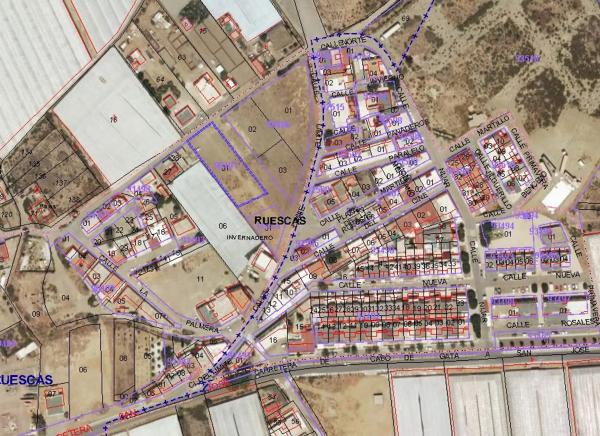 Terreno en calle la Palmera