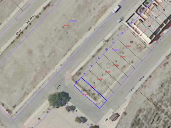 Terreno en San Isidro - Campohermoso