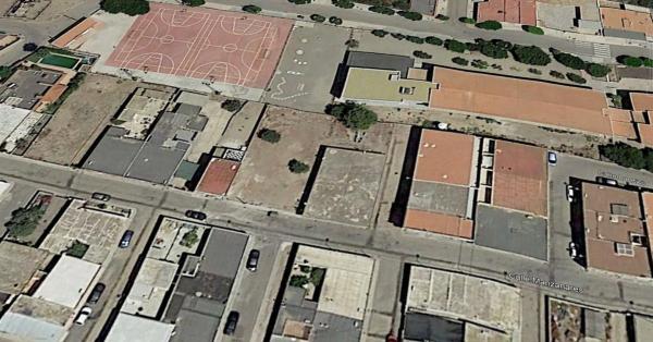 Terreno en calle Manzanares