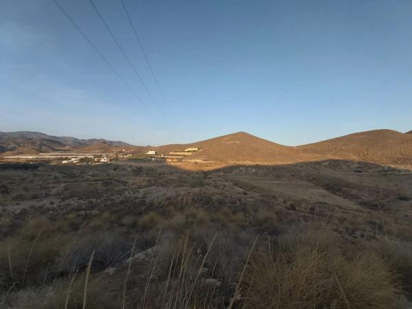 Terreno en N-341, km 15