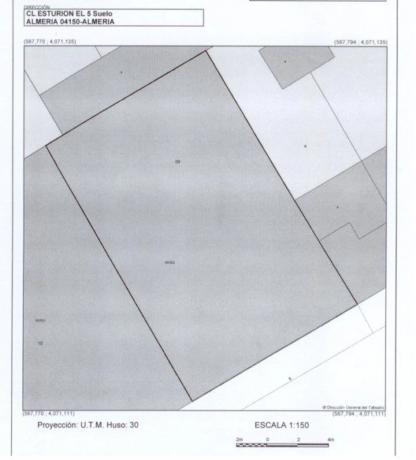 Terreno en calle Esturión
