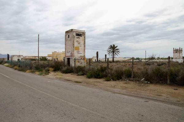 Terreno en Paraje de Ruescas, km 0