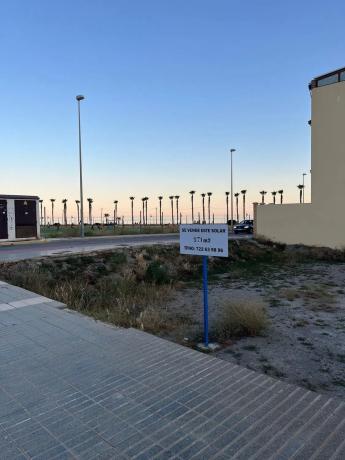 Terreno en calle la Razón, 54