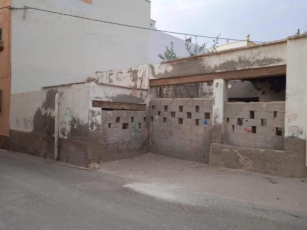 Terreno en calle Pechina, 29