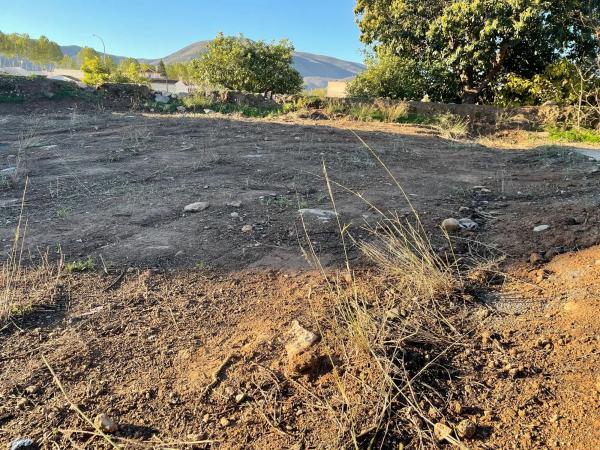 Terreno en calle Santiago Calatrava s/n