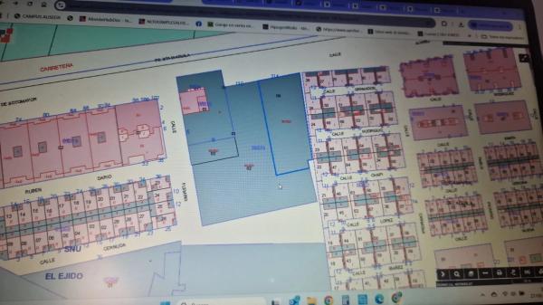 Terreno en paseo Santa María del Aguila, 114