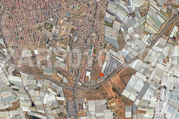 Terreno en calle Juan De la Cierva