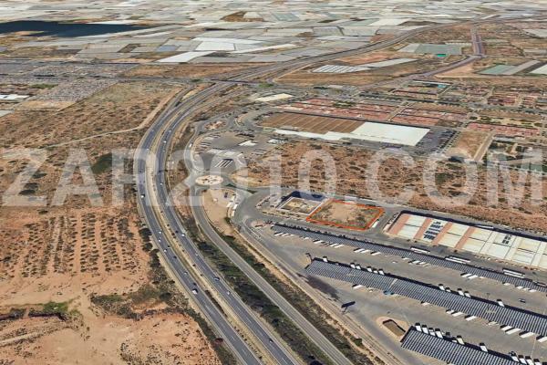 Terreno en calle Juan De la Cierva