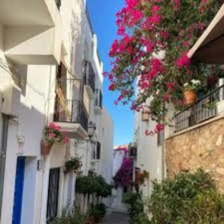 Terreno en paseo Santa María del Aguila, 2