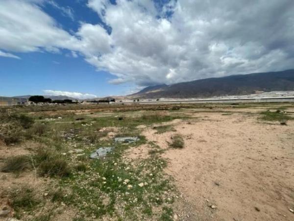 Terreno en calle los Cárpatos