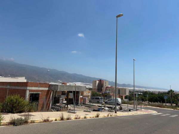 Terreno en calle Alboloduy s/n