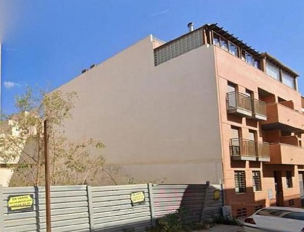 Terreno en calle Jiménez Díaz