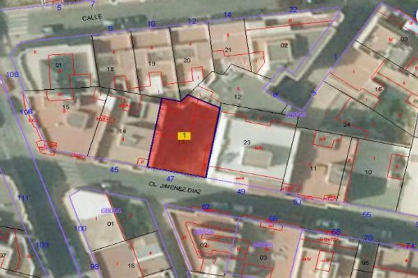 Terreno en calle Jiménez Díaz