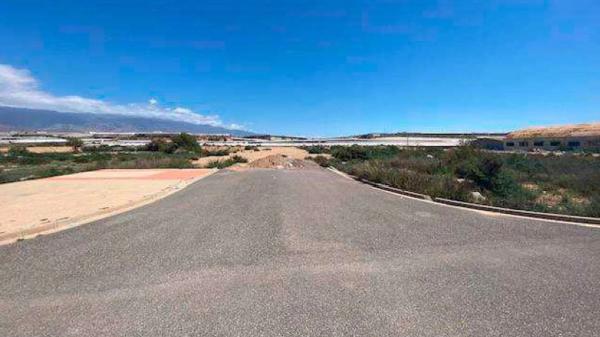 Terreno en calle del Pozo Luque