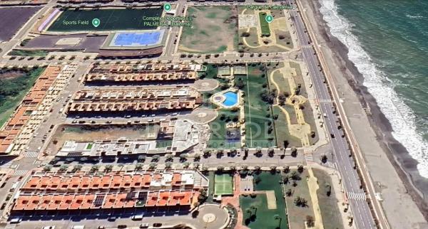 Terreno en calle Atolón, 5