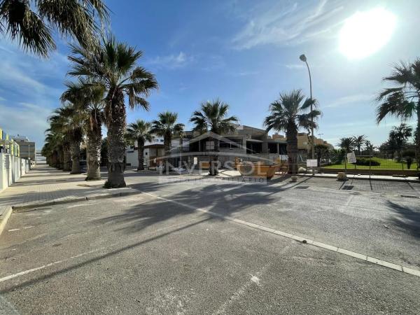 Terreno en calle Atolón, 5