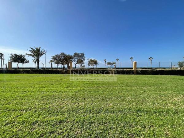 Terreno en calle Atolón, 5