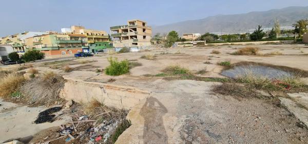 Terreno en paseo Santa María del Aguila, 114