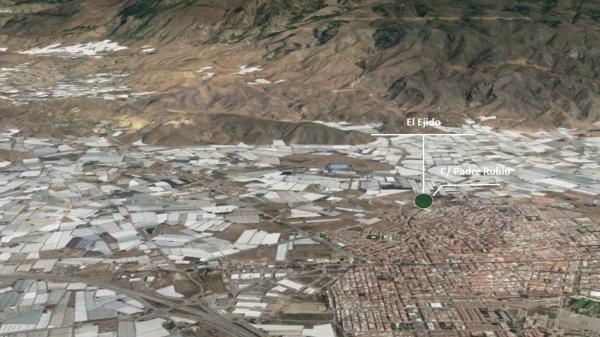 Terreno en calle Padre Rubio