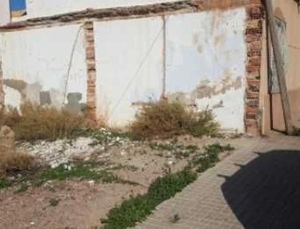 Terreno en calle Castilla