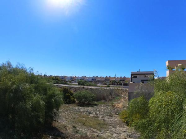 Terreno en calle Cigüeña