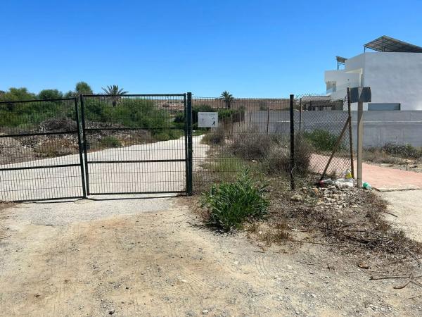 Terreno en calle Garza s/n Sn