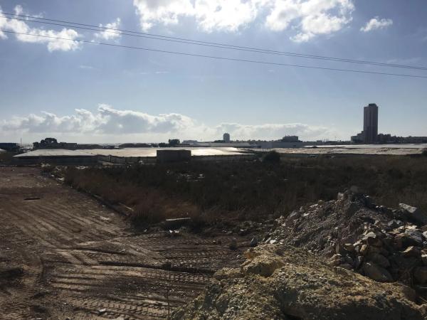 Terreno en via del Mediterráneo