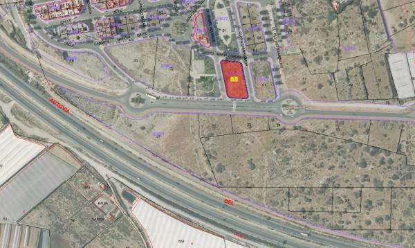 Terreno en calle Loma de la Mezquita