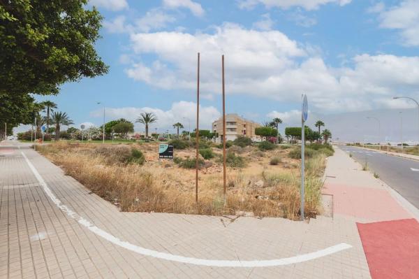 Terreno en calle Loma de la Mezquita