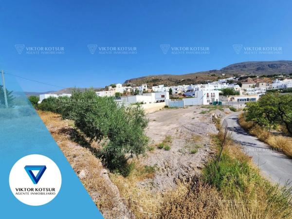 Terreno en calle Roquetas De Mar