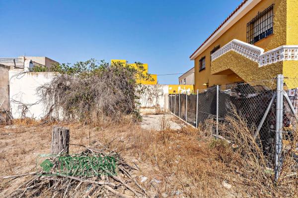 Terreno en calle Juan de Austria s/n