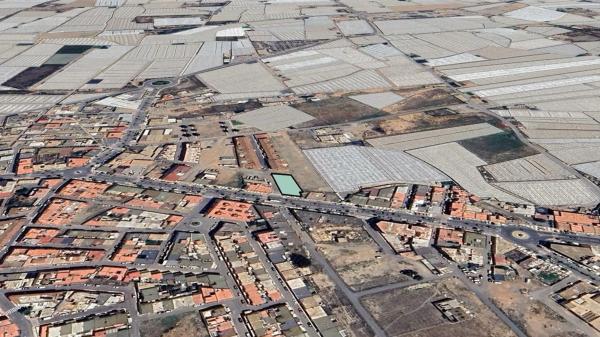 Terreno en avenida Europa