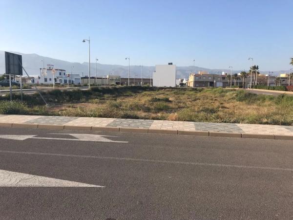 Terreno en paseo de Los Pueblos