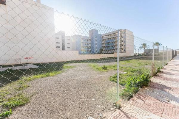 Terreno en avenida Antonio Pintor y Amat Benavides, 85