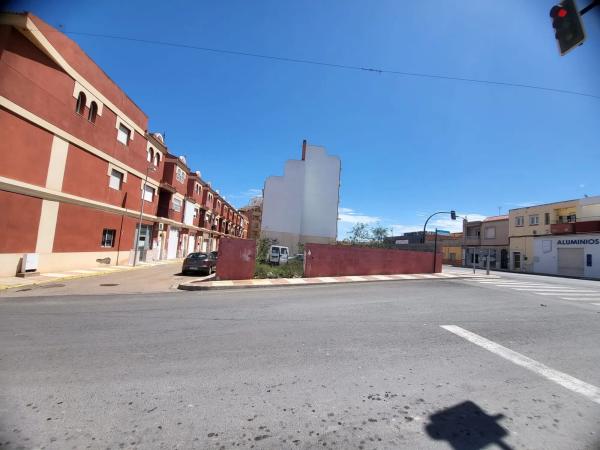 Terreno en carretera de la Mojonera, 16