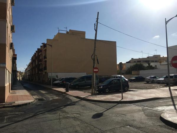 Terreno en avenida Luis Buñuel s/n