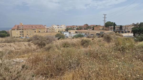 Terreno en Poligono Ue-104