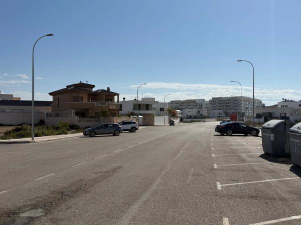 Terreno en calle Finlandia