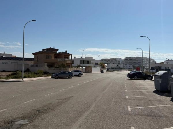 Terreno en calle Finlandia
