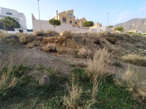Terreno en calle Cabo de Gata
