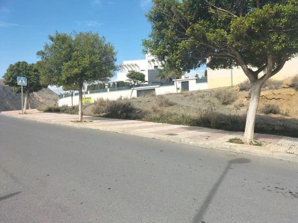 Terreno en calle Cabo de Gata