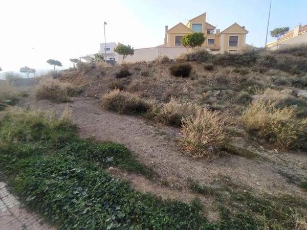 Terreno en calle Cabo de Gata